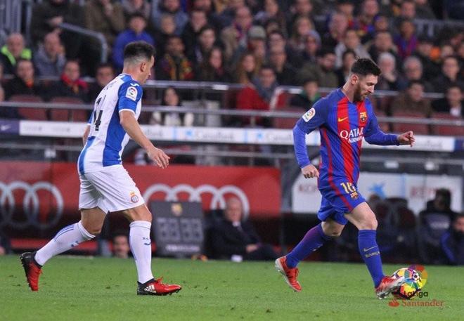 PG在线入口 -今晨体能课后，塞维利亚迎来里程碑备战国王杯，更衣室稳定，球探报告显示潜力(塞维利亚美篇)